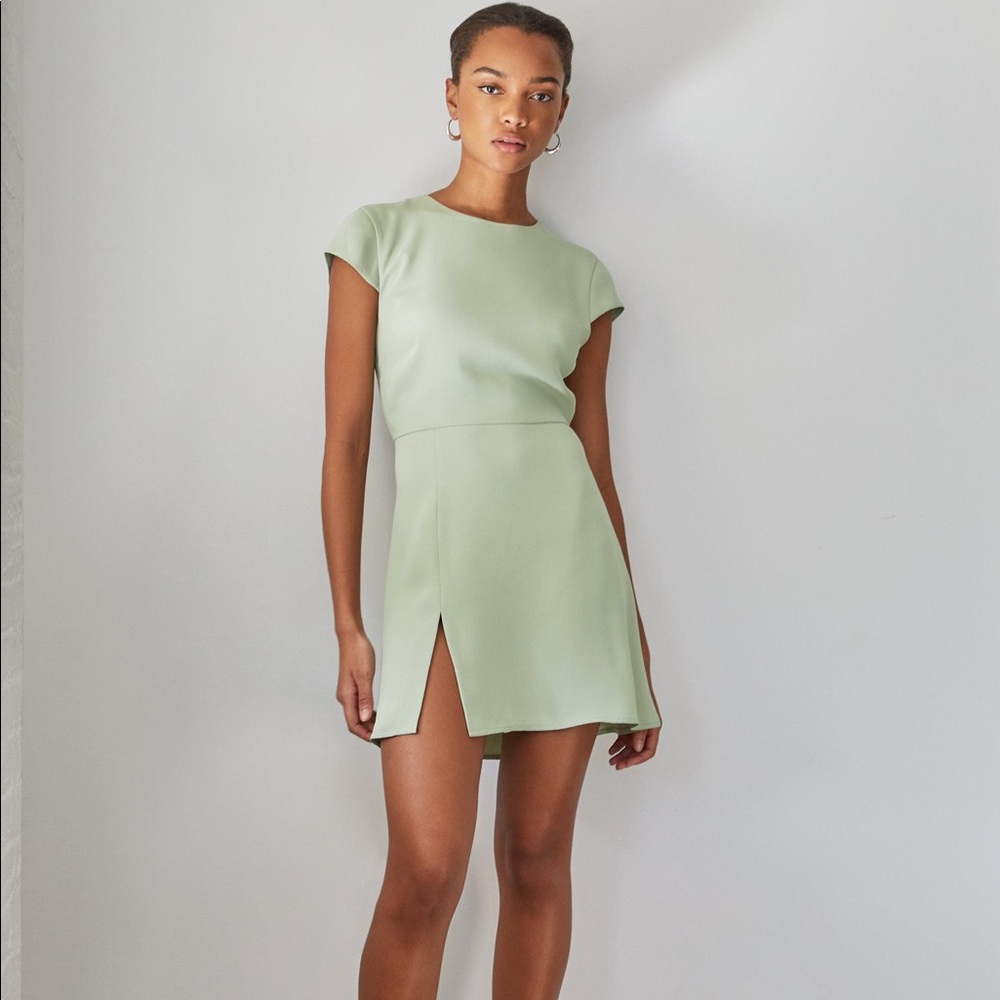Aritzia Babaton Hamptons Mini Dress in Silver Sage Green in size 2